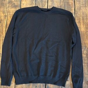 Black cashmere sweaterer